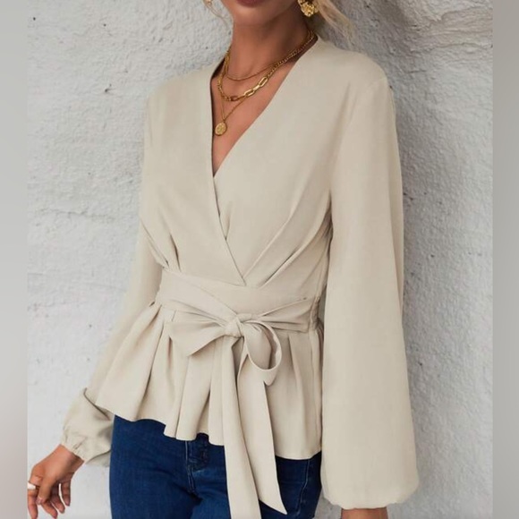 Beige Lantern Sleeve Peplum Blouse - Picture 3 of 5